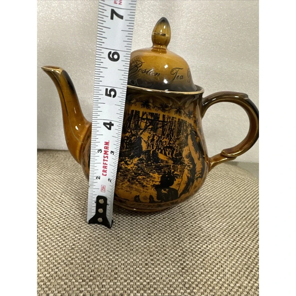 Vintage‎ Boston Tea Party 1773 Commemorative Ceramic Teapot Brown Gold Trim